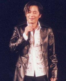 王杰 娱乐圈,娱乐圈的传奇歌手与人生轨迹